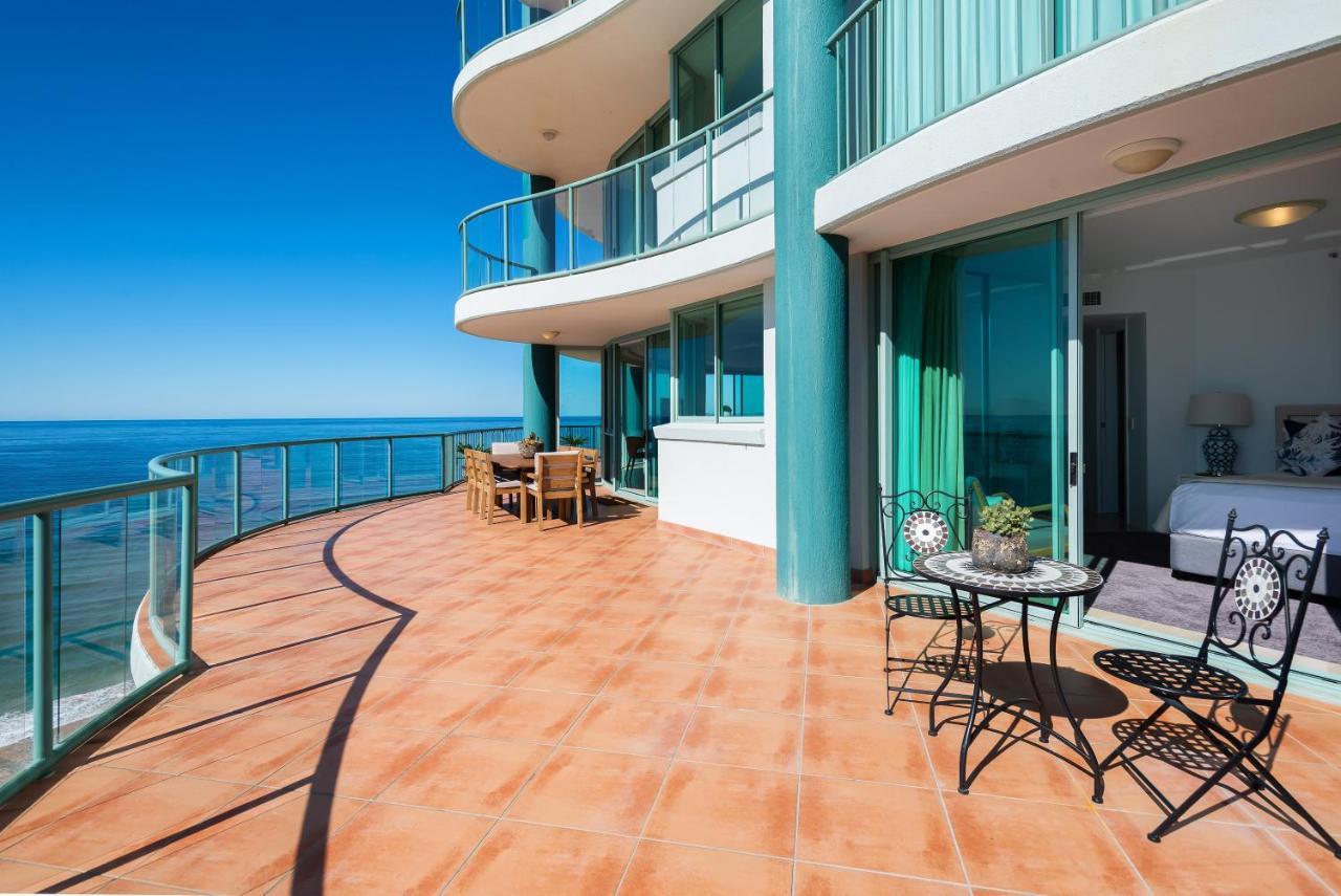 The Waterford On Main Beach Gold Coast Bagian luar foto
